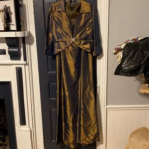 Cachet shinny brown dress